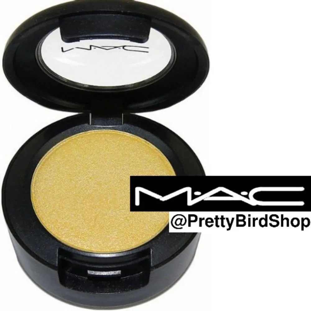 MAC GOING BANANAS eye shadow NIB Frost Ultra rare Limited Edition last one!